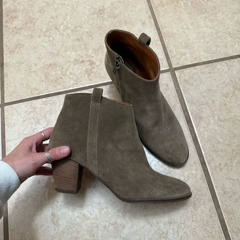 Madewell leather heeled booties size 9